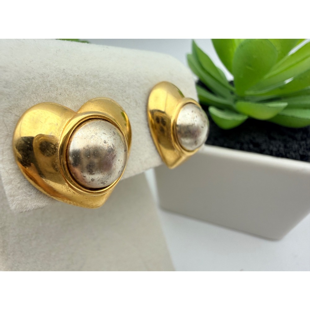 Liz Claiborne Heart Earrings Women Gold Silver Two Tone Vintage LCI Studs 1990s - Picture 2 of 7